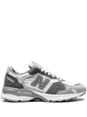 19131102_41834807_1000-1.jpg New Balance 920 low-top sneakers