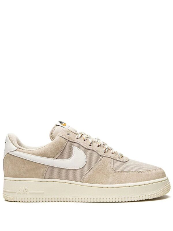 19140062_41833614_1000.jpg Nike Air Force 1 low-top sneakers