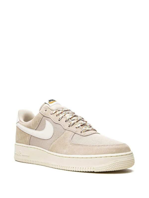 19140062_41833617_1000.jpg Nike Air Force 1 low-top sneakers