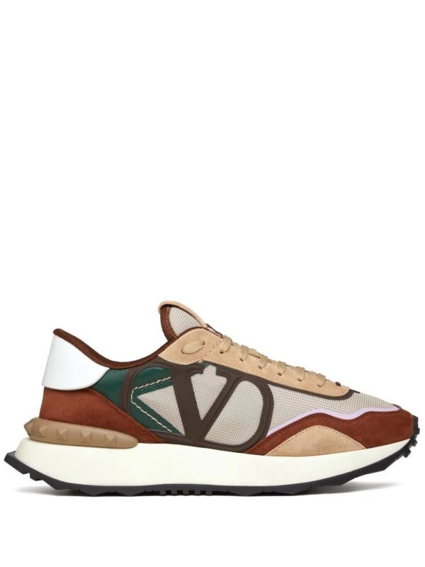 19182350_42184517_1000.jpg Valentino Garavani Netrunner low-top sneakers