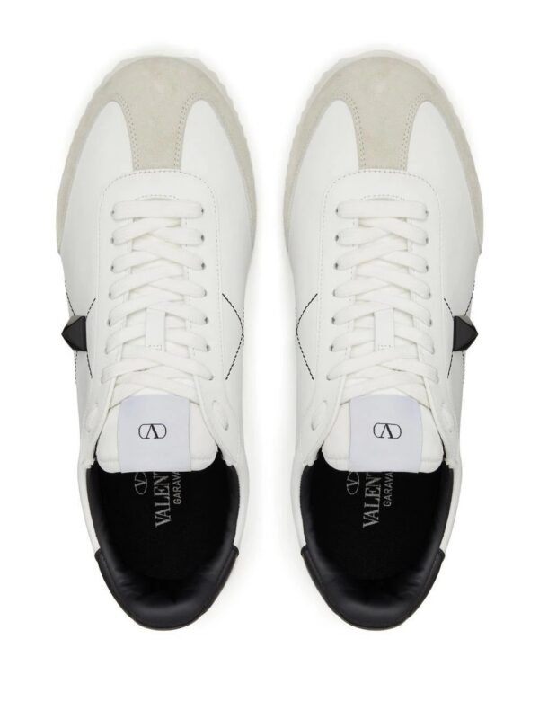 19182398_42599067_1000.jpg Valentino Garavani Stud Around low-top sneakers