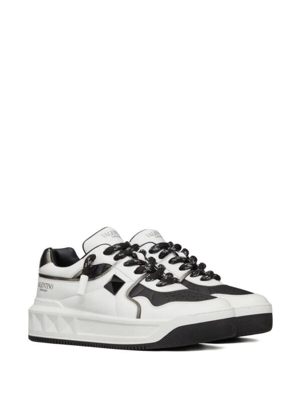 19184380_42182857_1000.jpg Valentino Garavani One Stud XL low-top sneakers