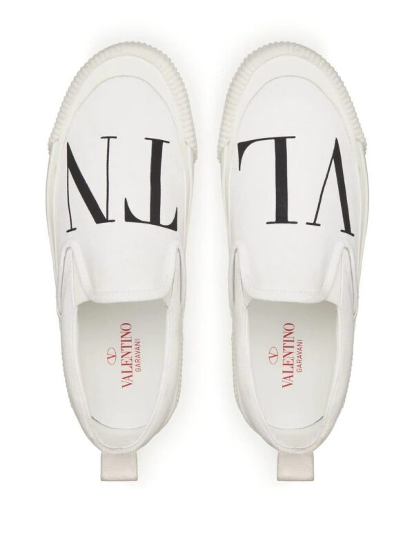 19184381_42383307_1000_1b2e46e5-06eb-4979-aa18-897a2624c393.jpg Valentino Garavani VLTN slip-on sneakers