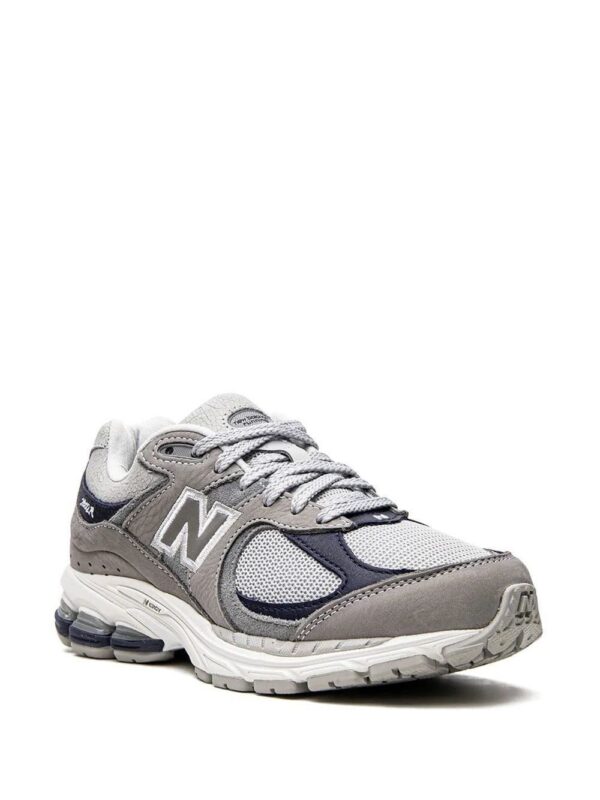 19217077_42070782_1000-1.jpg New Balance x thisisneverthat 2002R sneakers