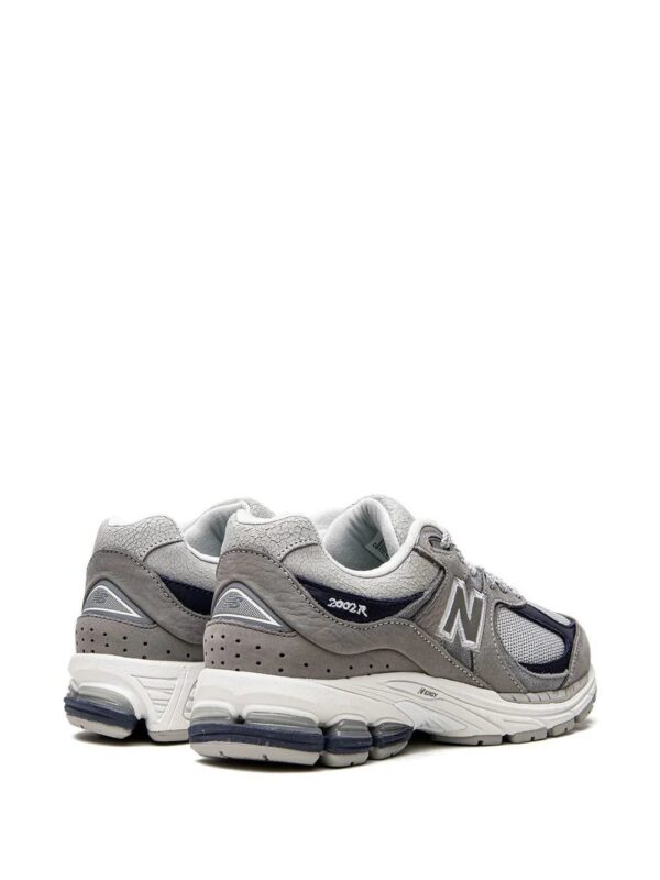 19217077_42072214_1000-1.jpg New Balance x thisisneverthat 2002R sneakers