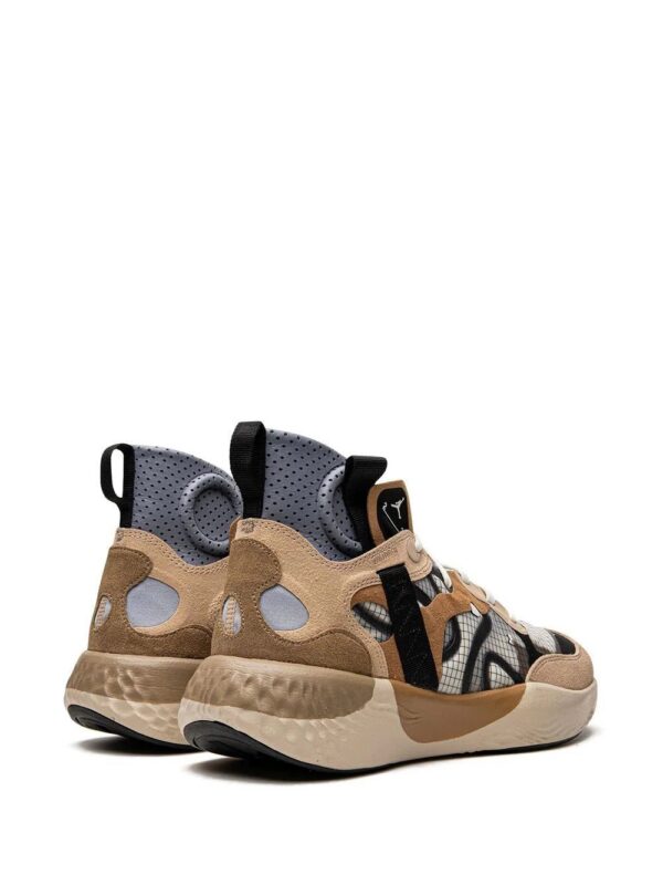 19217085_42049814_1000_5080d0b3-c0bd-45bd-92ce-5e7533669e99-1.jpg Jordan Jordan Delta 3 Mid sneakers