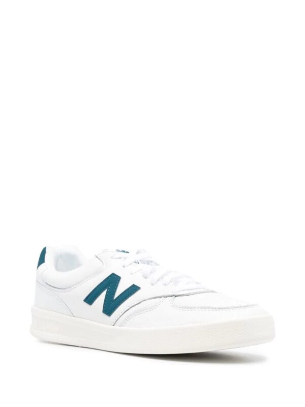 19225989_42159149_1000-1.jpg New Balance 300 low-top sneakers