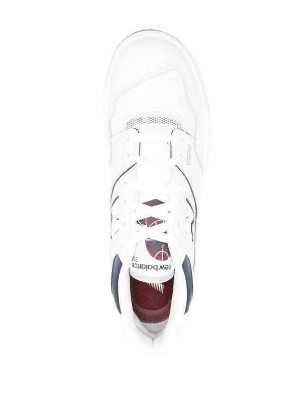 19226064_42158882_1000-1.jpg New Balance 550 low-top sneakers