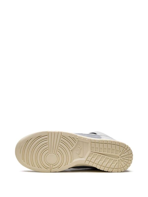 19246505_42148137_1000.jpg Nike Dunk Hi Retro “Certified Fresh” sneakers