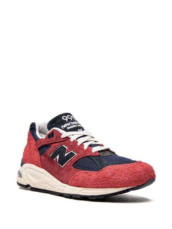 19247288_42147520_1000-1.jpg New Balance MADE in USA 990v2 sneakers