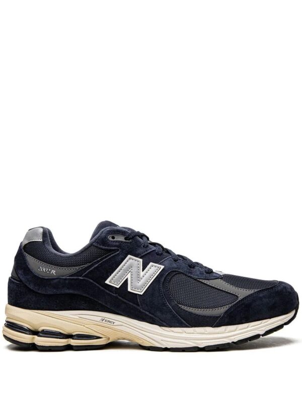 19254675_42158141_1000-1.jpg New Balance 2002R low-top sneakers