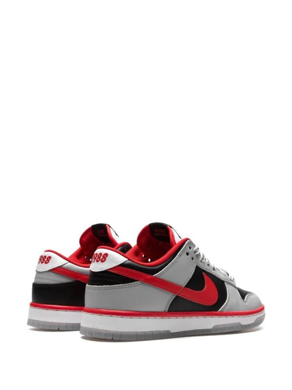 19266132_42292469_1000-1.jpg Nike Dunk Low "Clark Atlanta University" sneakers