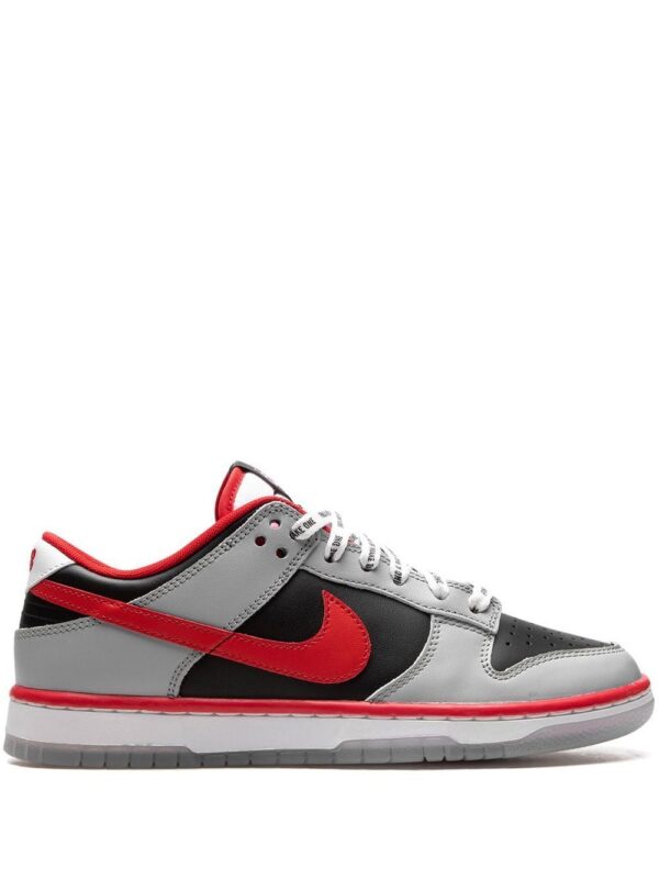 19266132_42292470_1000.jpg Nike Dunk Low "Clark Atlanta University" sneakers