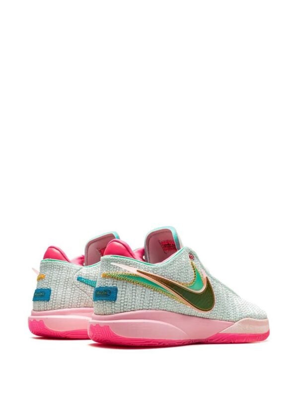 Nike LeBron 20 low-top sneakers