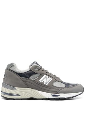 19280948_42340350_1000-1.jpg New Balance 991 lace-up sneakers