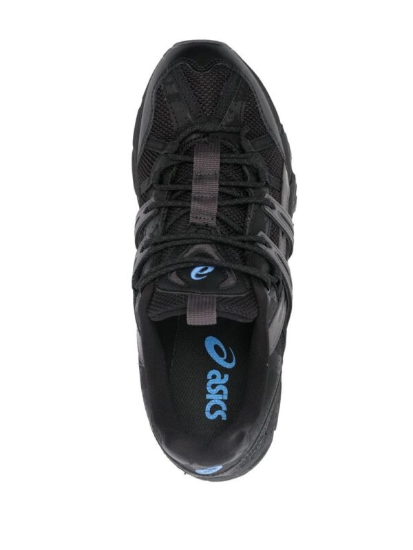 19283390_42407986_1000.jpg ASICS panelled low-top sneakers