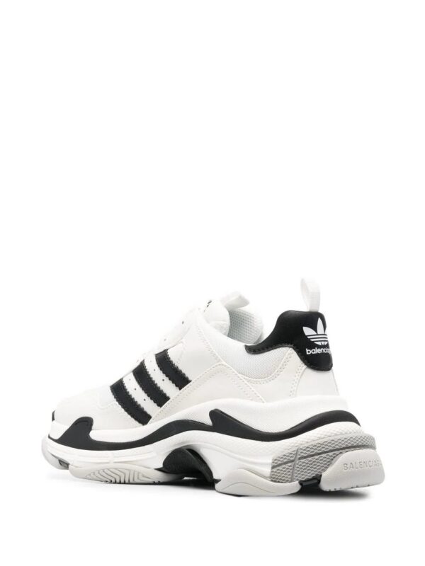 19286418_42475442_1000.jpg Balenciaga x adidas Triple S sneakers