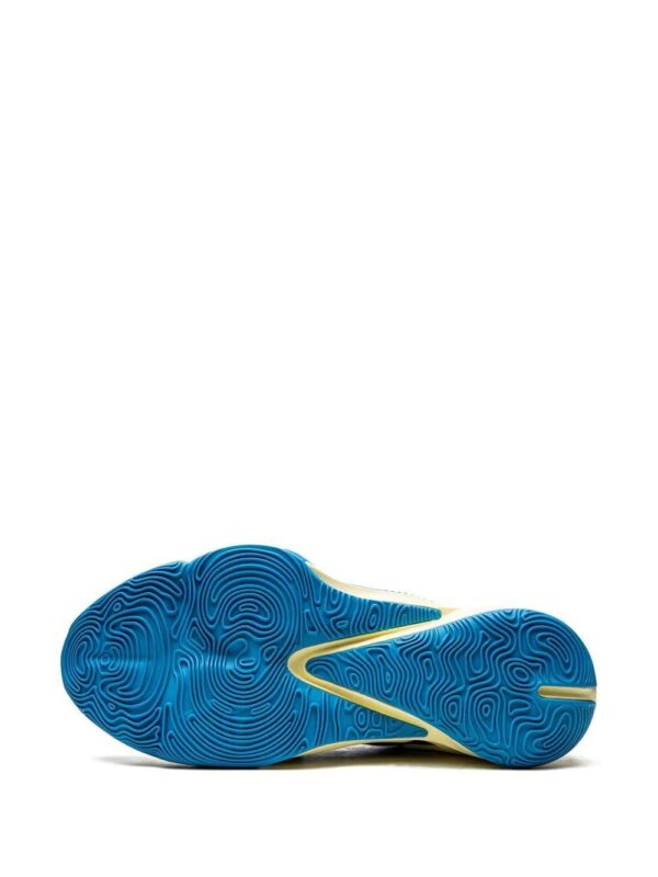 19301787_42377338_1000-1.jpg Nike Zoom Freak 3 low-top sneakers