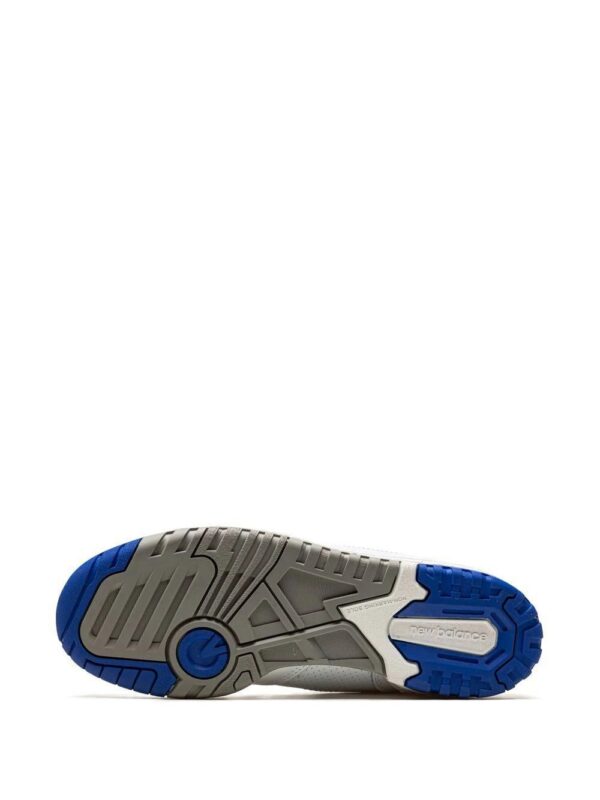 19312535_42363833_1000-1.jpg New Balance 550 low-top sneakers