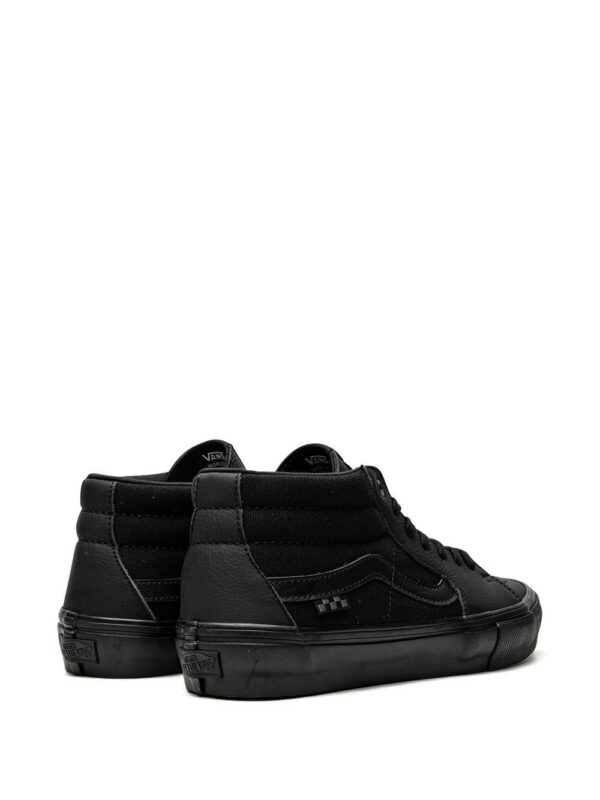 19312537_42450420_1000.jpg Vans Skate Grosso Mid sneakers