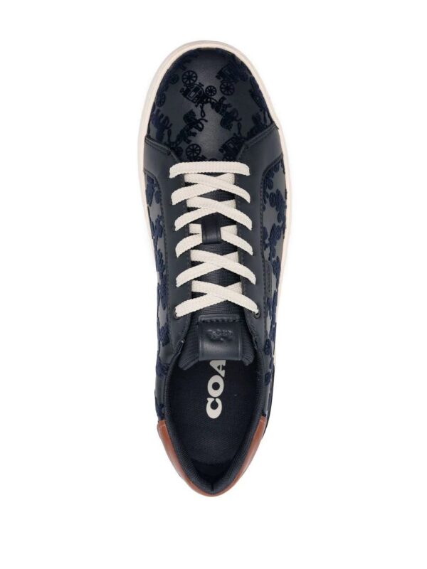 19312650_42466899_1000-1.jpg Coach Horse & Carriage motif sneakers