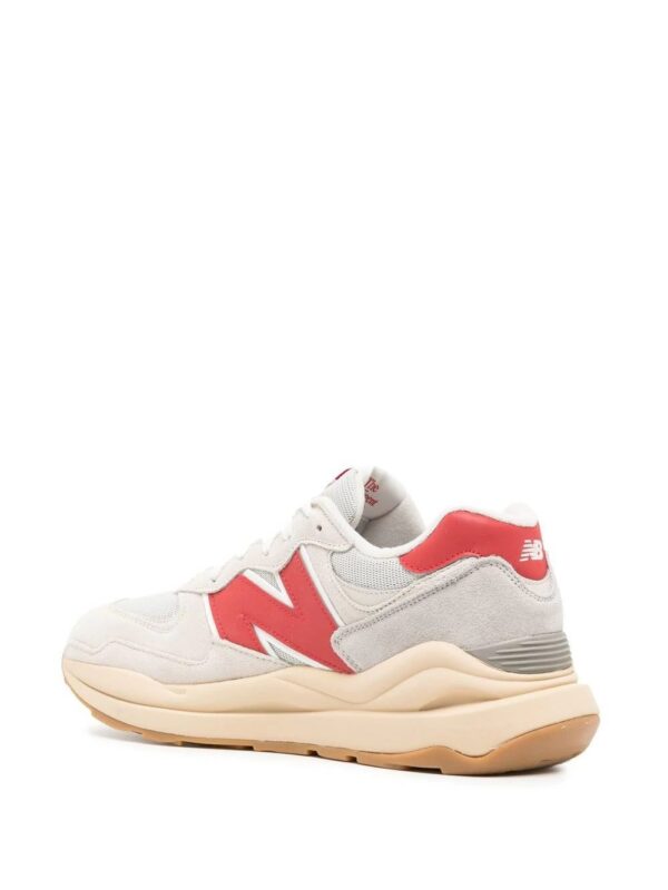 19332660_44046266_1000-1.jpg New Balance 57/40 low-top sneakers