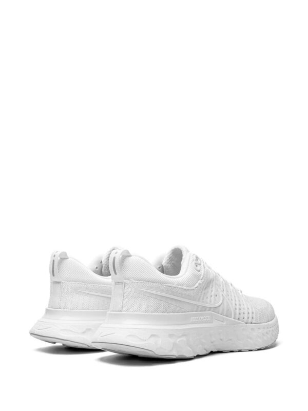 19344374_42449866_1000-1.jpg Nike React Infinity Run Flyknit 2 sneakers