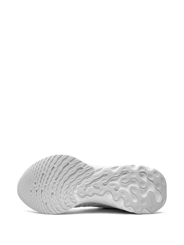19344374_42449867_1000-1.jpg Nike React Infinity Run Flyknit 2 sneakers