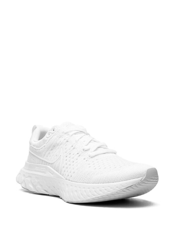 19344374_42450688_1000-1.jpg Nike React Infinity Run Flyknit 2 sneakers