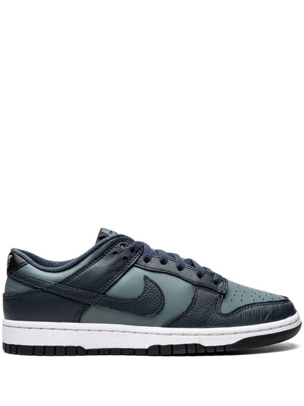Nike  Dunk Low Retro PRM sneakers