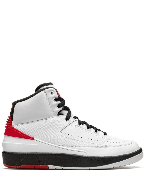 19347488_43272794_1000-1.jpg Jordan Air Jordan 2 Retro OG "Chicago" sneakers