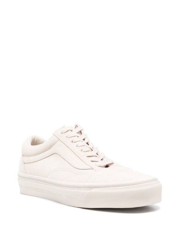 19349008_42549859_1000.jpg Vans x Neighborhood Old Skool low-top sneakers