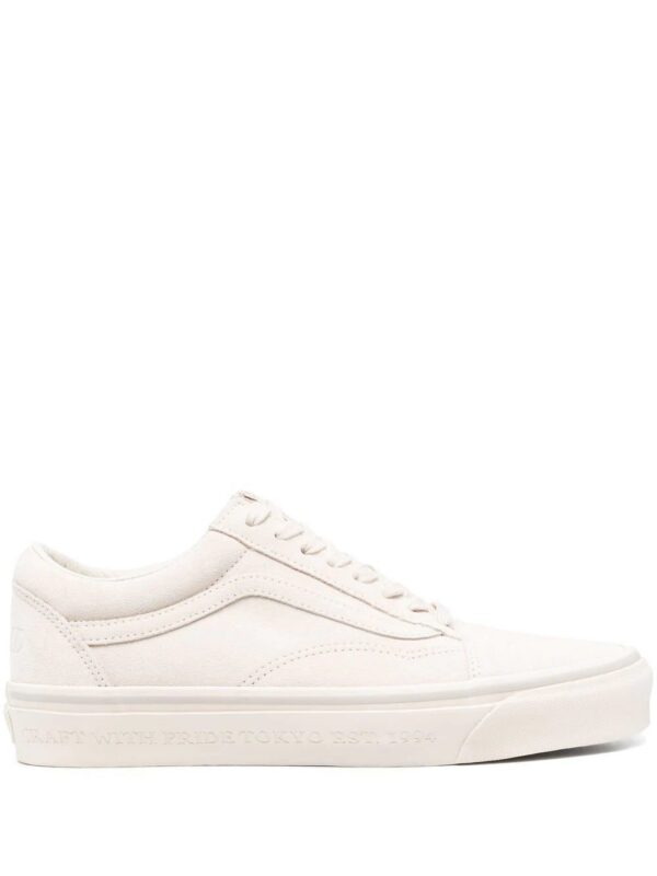 19349008_42549860_1000.jpg Vans x Neighborhood Old Skool low-top sneakers