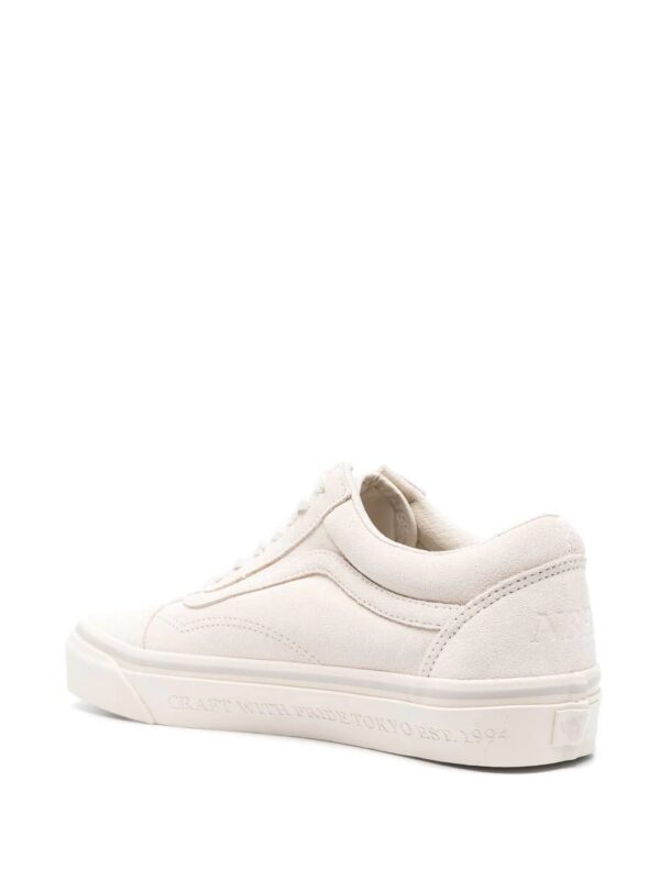 19349008_42549861_1000.jpg Vans x Neighborhood Old Skool low-top sneakers