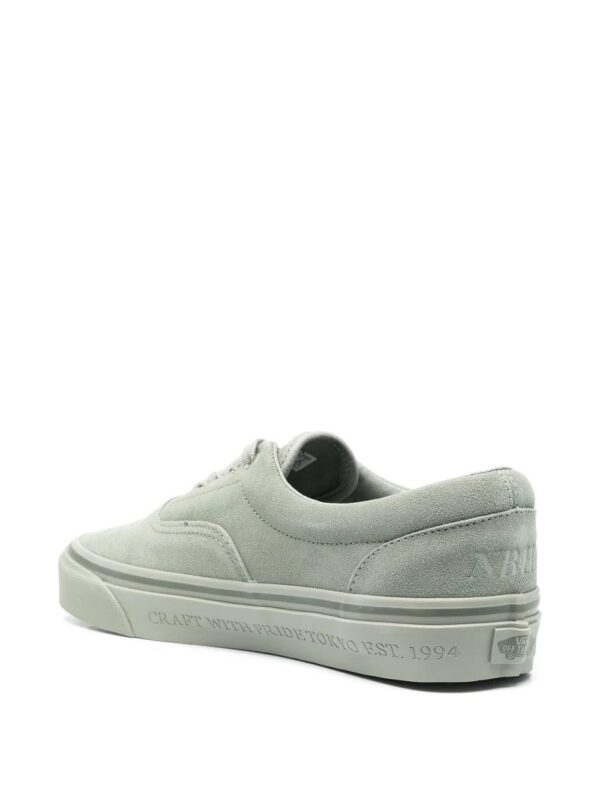 19349032_42544983_1000_65911dd1-42fa-4b4b-be6d-05f58c26a54f.jpg Vans x Neighborhood Era low-top sneakers