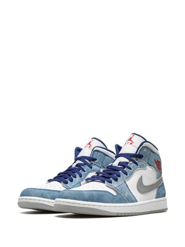 19372318_43213865_1000-1.jpg Jordan Air Jordan 1 Mid “French Blue” sneakers