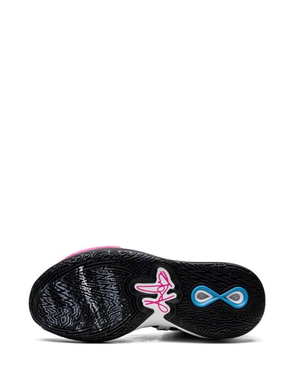 Nike  Kyrie Infinity high-top sneakers