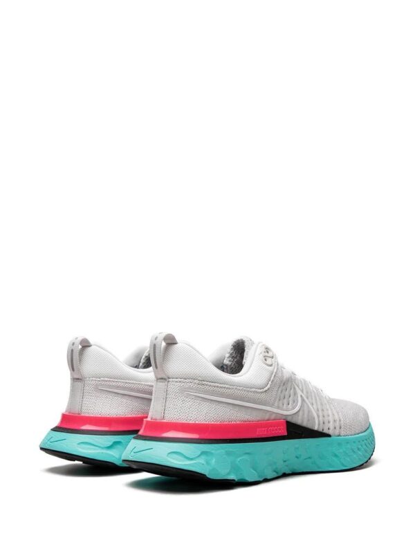 19381895_42556979_1000-1.jpg Nike React Infinity Run Flyknit 2 sneakers