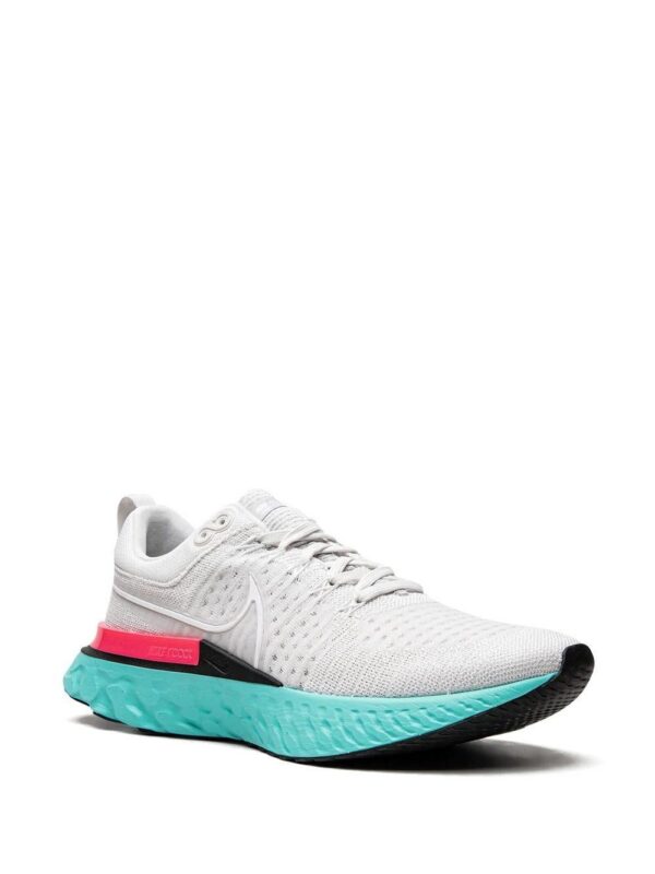 19381895_42557993_1000-1.jpg Nike React Infinity Run Flyknit 2 sneakers