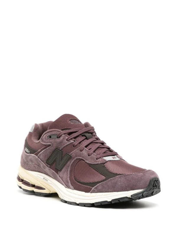 19386476_43677137_1000-1.jpg New Balance Bryant Giles 2002R sneakers