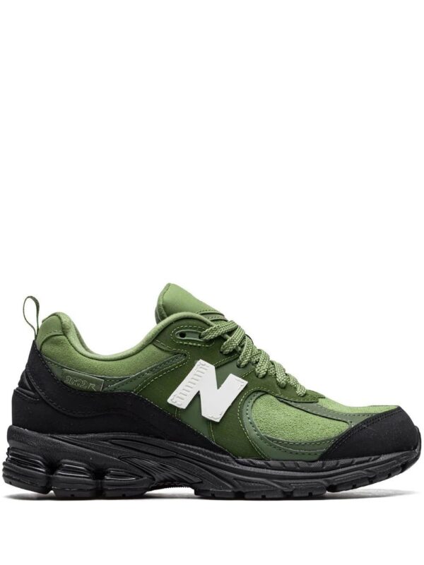 19394760_42639913_1000-1.jpg New Balance x The Basement 2002R sneakers