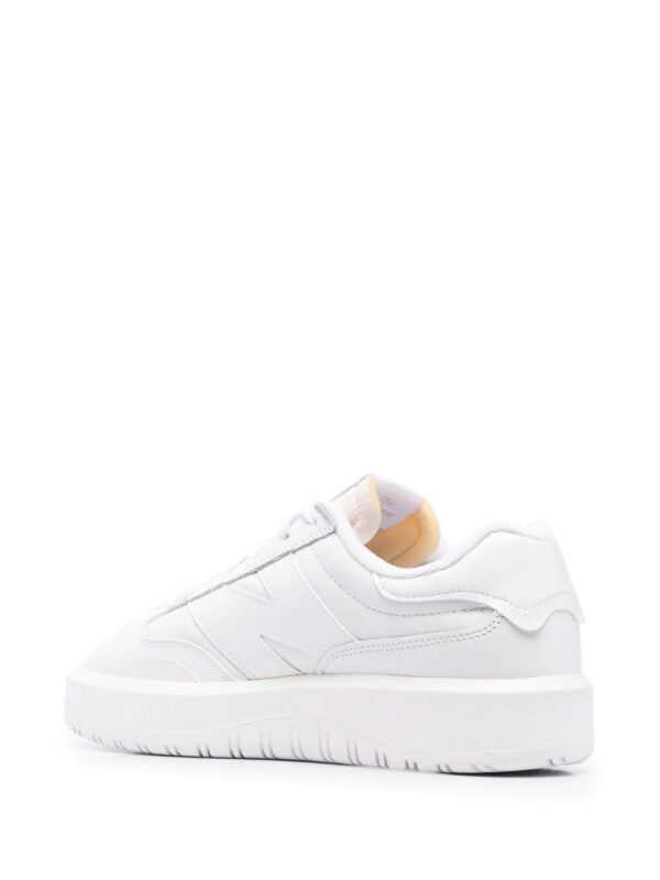 19399191_42683389_1000-1.jpg New Balance CT302 lace-up sneakers