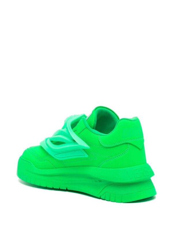19411003_43700316_1000.jpg Versace Medusa Head low-top sneakers