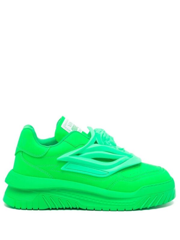 19411003_43700317_1000.jpg Versace Medusa Head low-top sneakers