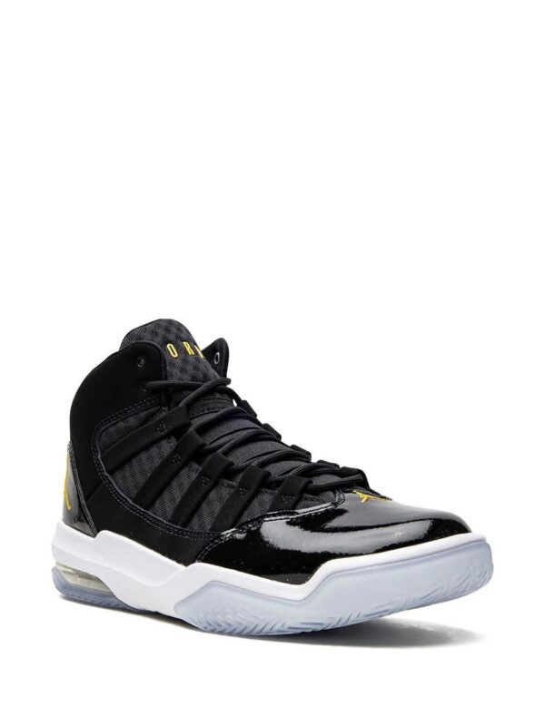 Jordan  Max Aura high-top sneakers