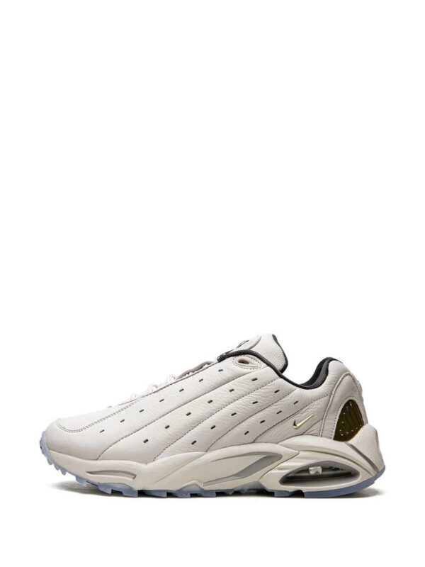 19429627_43659980_1000-1.jpg Nike x Drake Hot Step Air Terra Nocta sneakers