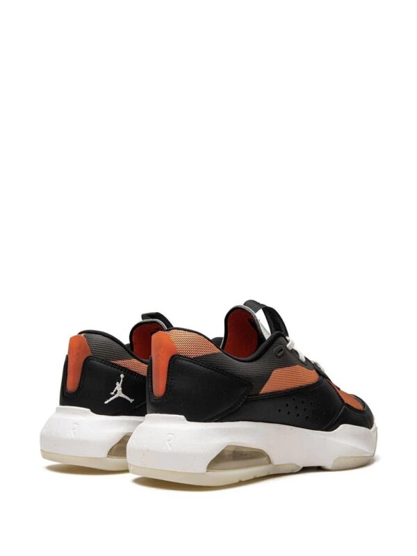 19435381_43264151_1000-1.jpg Jordan Jordan Air 200E sneakers