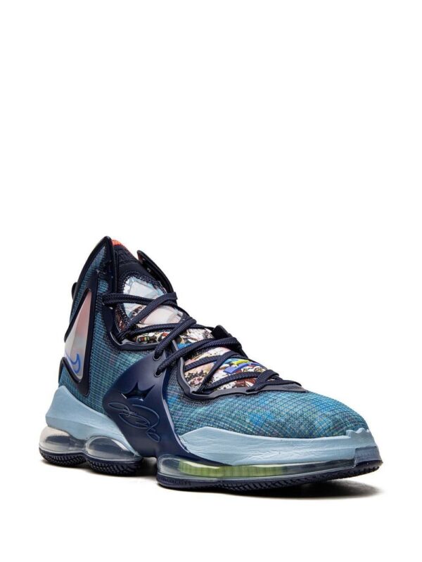 19465786_43361243_1000-1.jpg Nike LeBron 19 "Blackened Blue" high-top sneakers