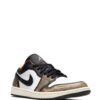 19469713_43337183_1000-1.jpg Jordan Air Jordan 1 Low “Wear-Away” sneakers
