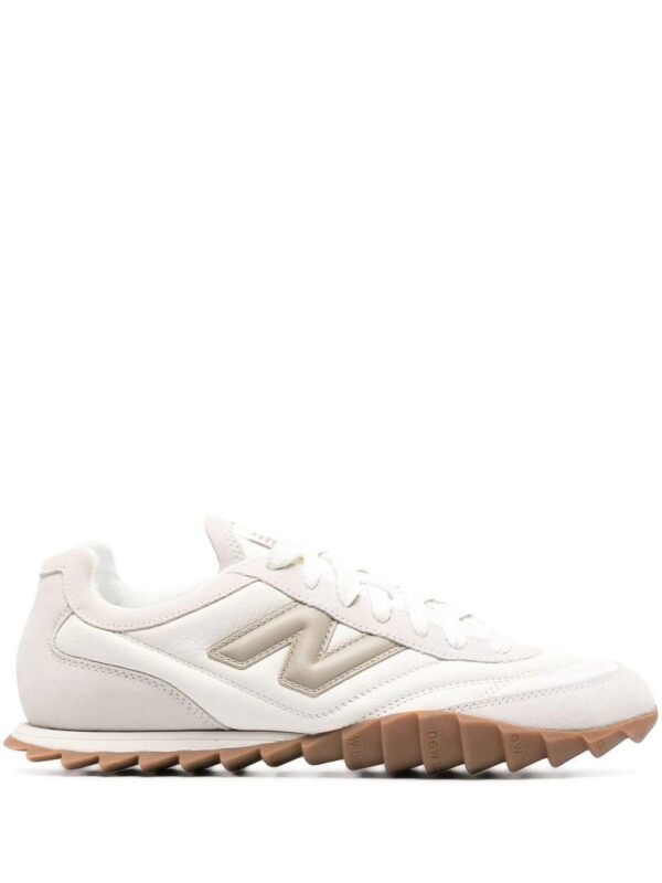 19470869_43457756_1000_23157cc4-eb70-4795-8e48-1bb3d33c318b-1.jpg New Balance RC30 low-top sneakers
